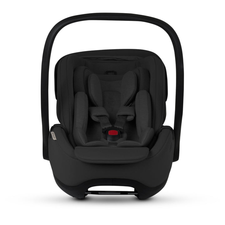 A black Silver Cross Plus i-Size Car Seat, a Red Dot award winner for 2025, designed for children from birth up to 19.5 kg, with dual functionality and a unique inner seat recline system.