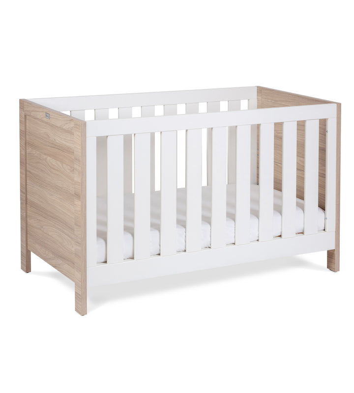 Silver Cross Finchley Cot Bed - Oak