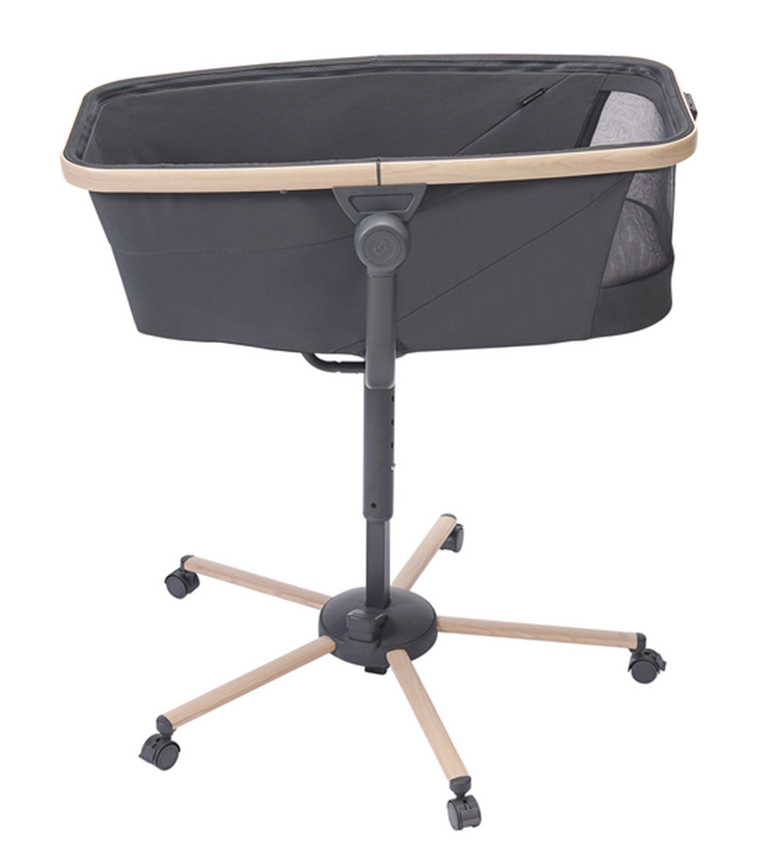 Maxi Cosi Alba All-in-One Bassinet, Recliner and Highchair